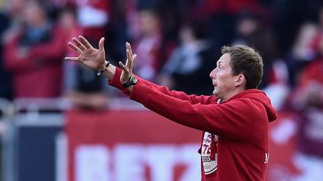 1. FC Kaiserslautern v Fortuna Duesseldorf  - 2. Bundesliga