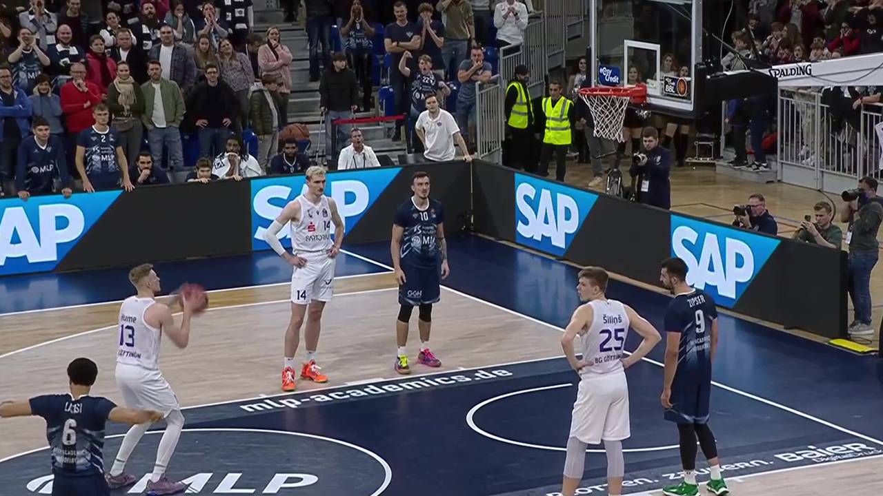 Bittere Freiwurf-Panne! Sieg in der Hand - und dann Airball | BBL-Video