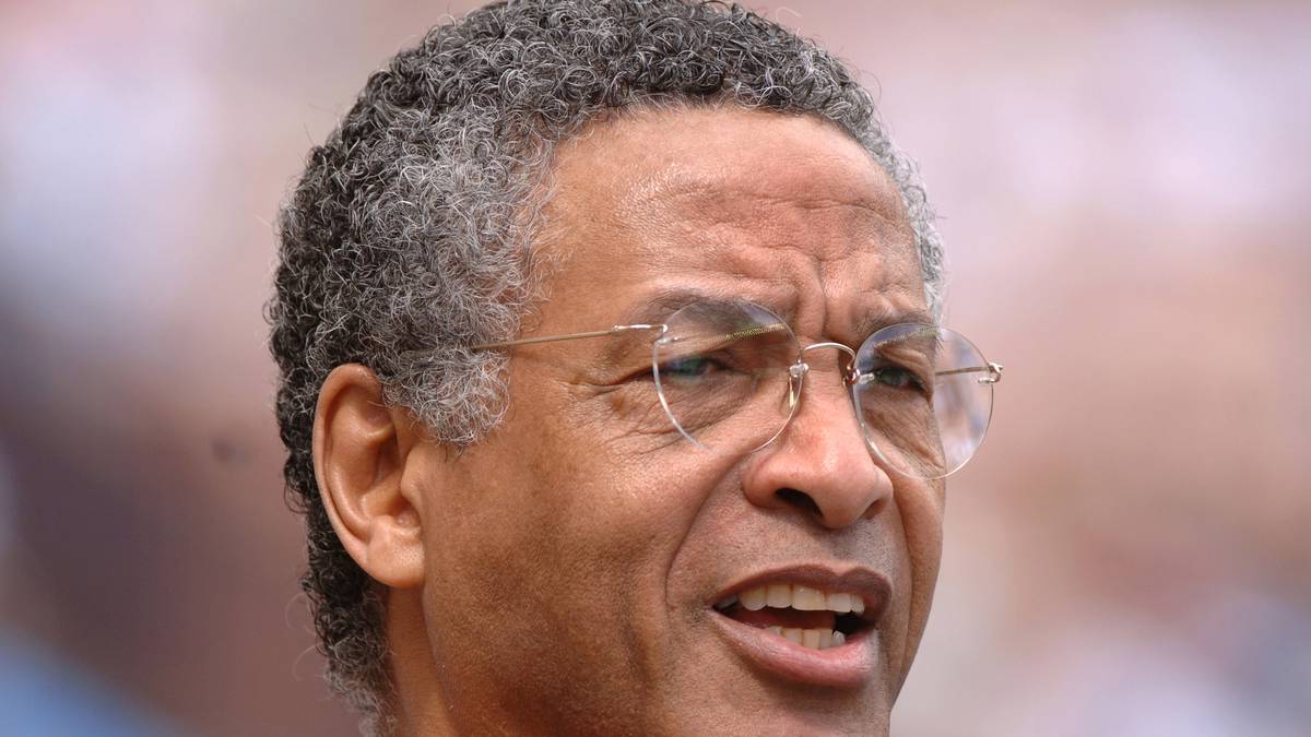 Einer der besten Spieler der 49ers in den 1970er-Jahren war Gene Washington. Der Wide Receiver, der 1969 gedraftet wurde, stand vier Mal in Folge (1969-1972) im Pro Bowl. Darüber hinaus war er 1970 Receiving Yards Leader und 1972 Receiving Touchdowns Leader der NFL