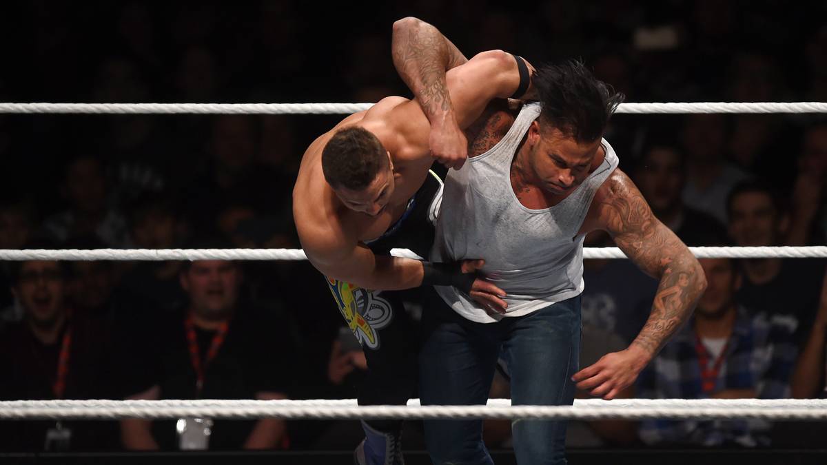 Beim Rumble wird man ihn aller Voraussicht nach aber nicht in Aktion sehen. Für einen großen Auftritt in den USA ist er nicht bekannt genug, auch beim Training hat er Nachholbedarf. Höchst unwahrscheinlich, dass er beim Rumble zu sehen sein wird