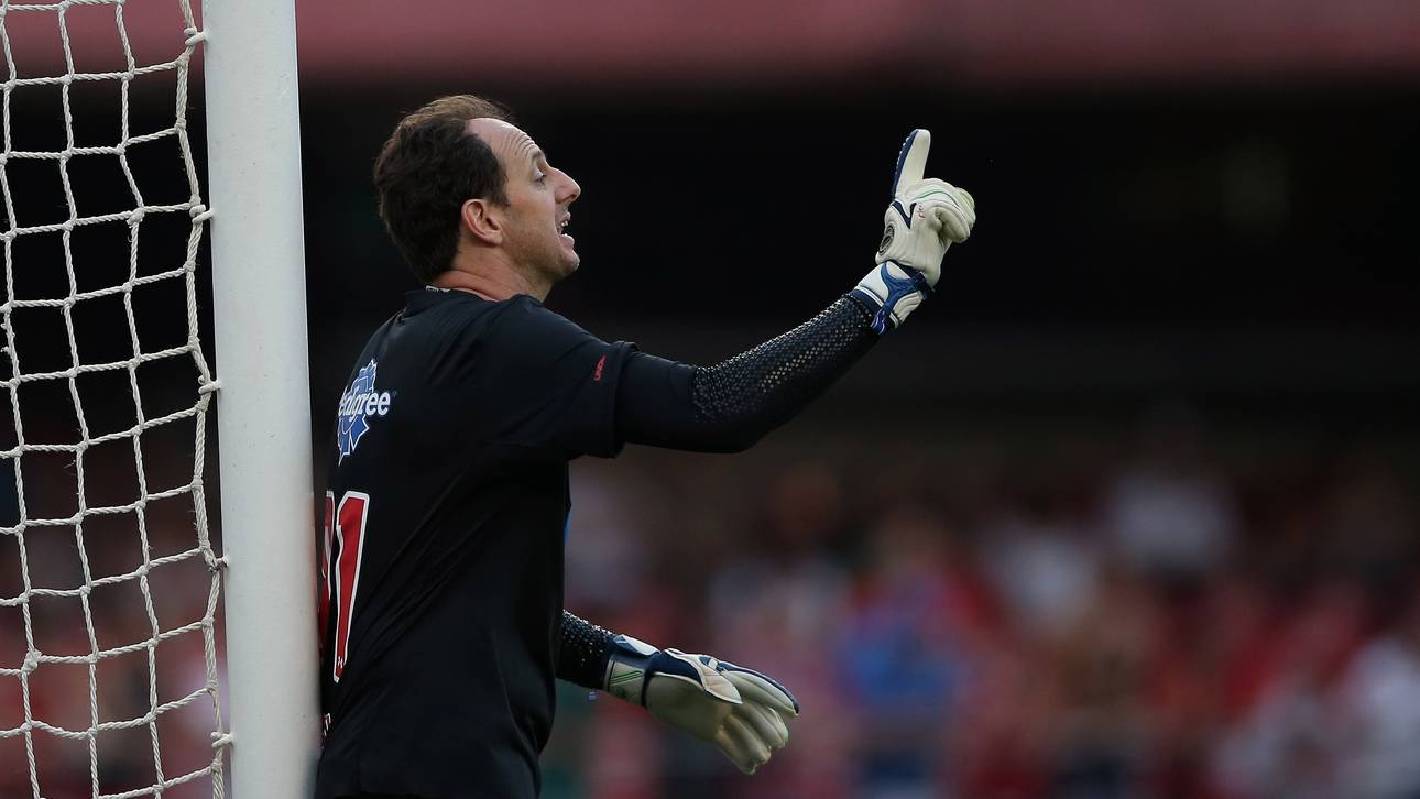 Rekord-Keeper Ceni beendet Karriere