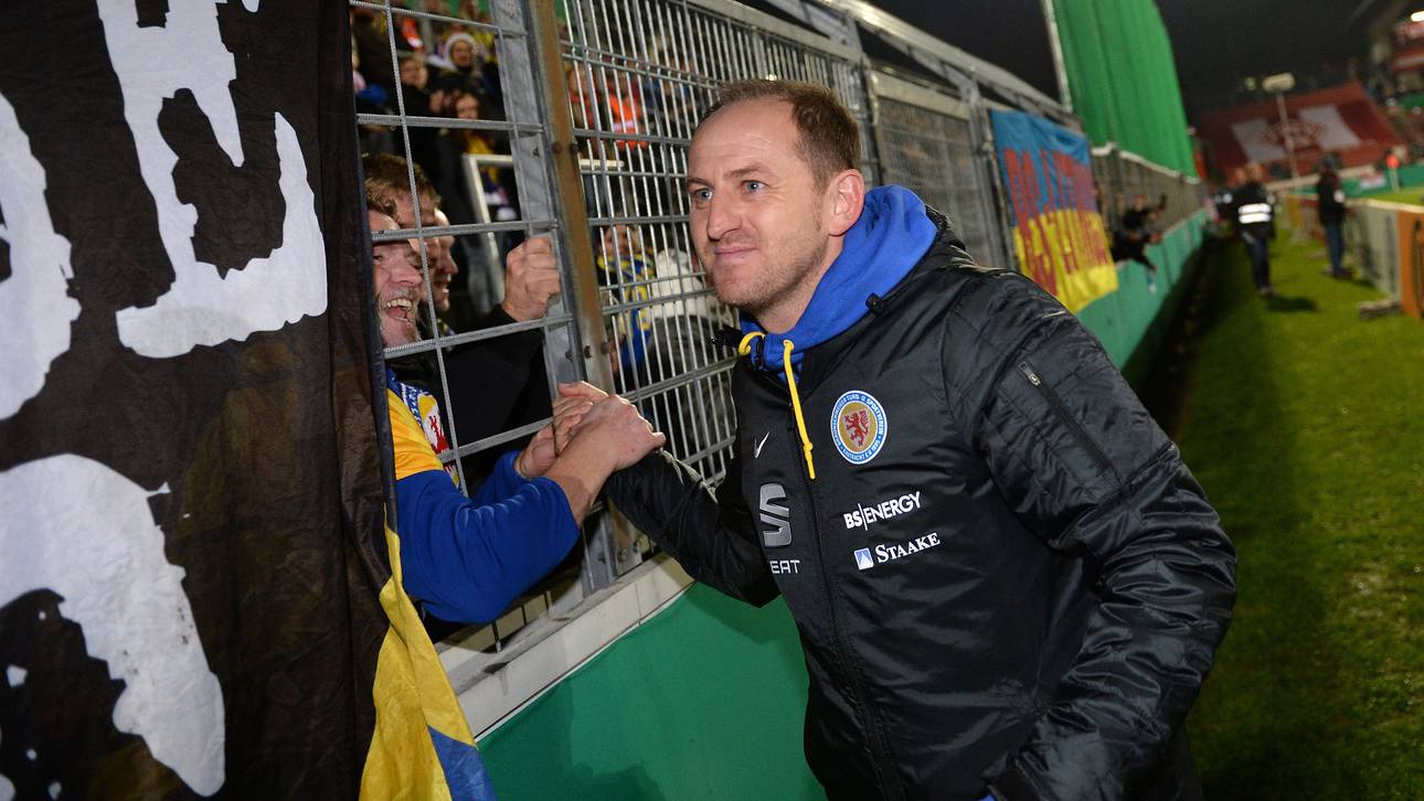 Lieberknecht hofft noch auf Aufstieg