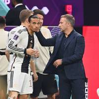 Knapp vier Monate nach dem WM-Debakel verzichtet Hansi Flick auf einige festen Größen im DFB-Team. Vor dem ersten Training begründet der Bundestrainer die Nichtnominierung von Leroy Sané. Die PK zum Nachlesen im Ticker.