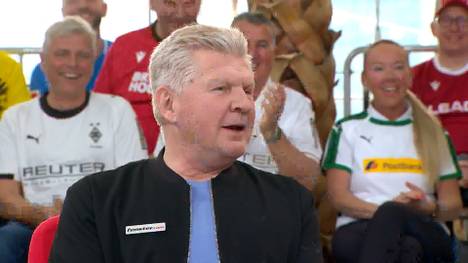 Stefan Effenberg äußert sich zum bevorstehenden Programm des 1. FC Köln mit dem Derby gegen Borussia Mönchengladbach. Mit einer Aussage löst er tosenden Applaus im Doppelpass-Publikum aus - wird dafür aber prompt von Moderator Florian König gefoppt.