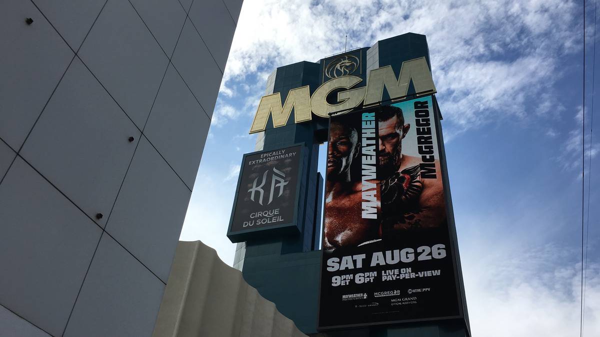 Las Vegas ist komplett im Mega-Fight-Fieber: Überall in der Stadt wird Werbung für den Kampf gemacht. Hier am berühmten MGM Grand Casino