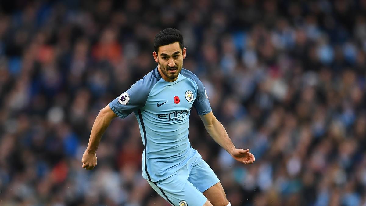 ILKAY GÜNDOGAN (Bild, Deutschland), KEVIN DE BRUYNE, VINCENT KOMPANY (beide Belgien), RAHEEM STERLING, FABIAN DELPH, KYLE WALKER, JOHN STONES (alle England), BENJAMIN MENDY (Frankreich)