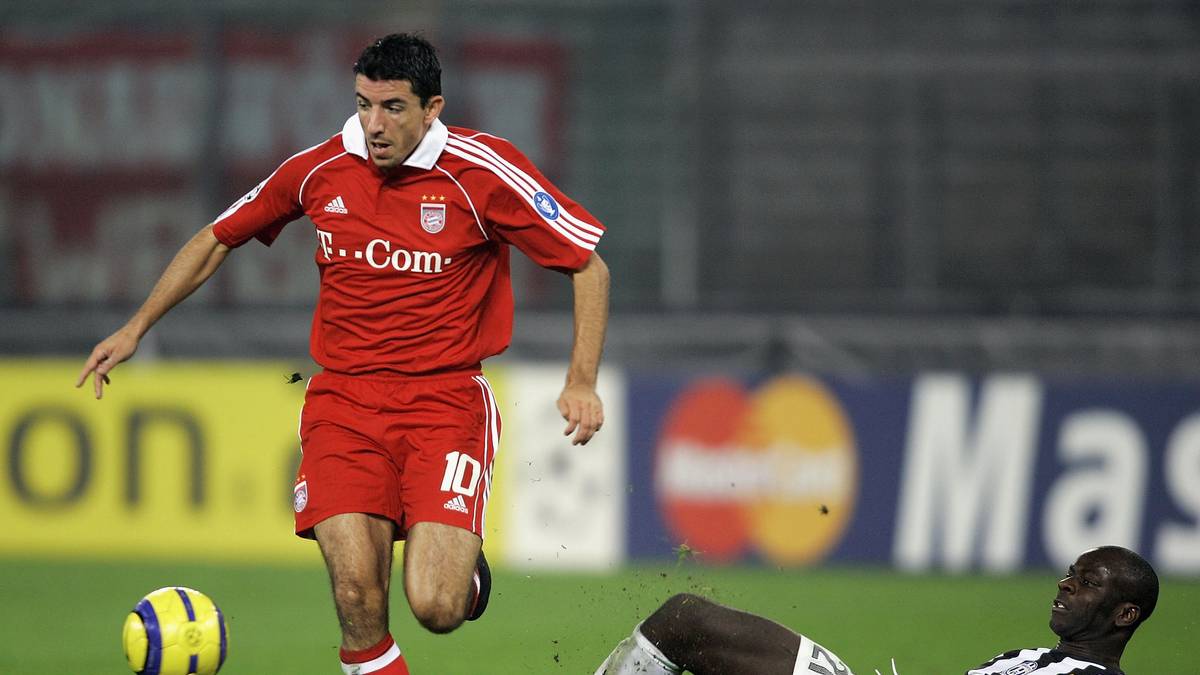 ROY MAKAAY: Der Niederländer holte in seinen vier Jahren bei Bayern von 2003 bis 2007 zweimal das Double und war dreimal zweitbester Torschütze der Bundesliga. Trotzdem steht  mit 105 Torbeteiligungen in 129 Spielen in der Bundesliga eine starke Quote 