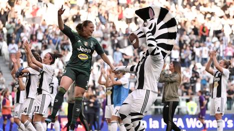 Der Triumph der Damen von Juventus Turin wurde von mehr als 39.000 Zuschauern bejubelt