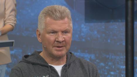 Stefan Effenberg kritisiert im CHECK24 Doppelpass die Hierarchie beim DFB und hegt einen Verdacht: Die besten Spieler nominiert der DFB nicht.