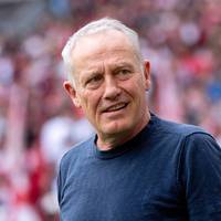 Der scheidende Freiburger Coach Christian Streich spricht seinem Nachfolger Mut zu - und macht relativ deutlich, was passiert wäre, hätte der FC Bayern bei ihm angeklopft.