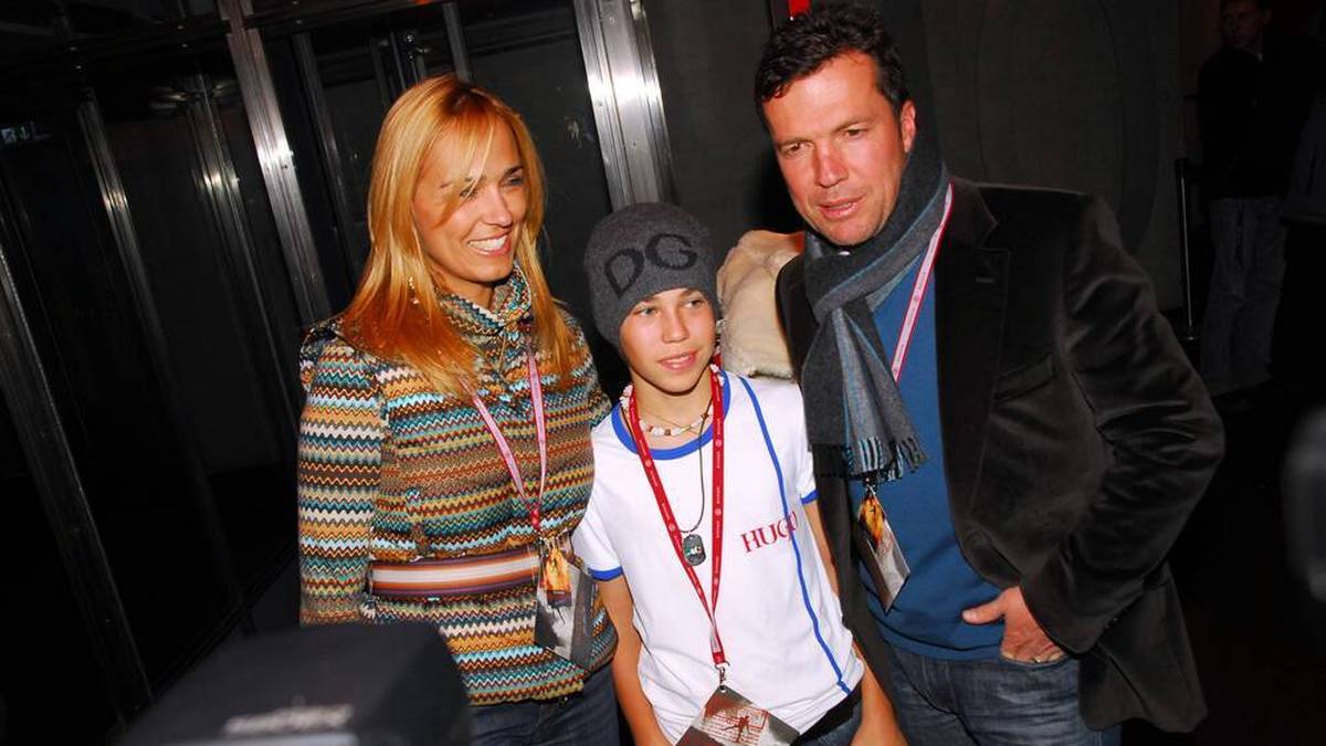 Lothar Matthäus 2006 mit seiner damaligen Frau Marianna und seinem Sohn Loris
