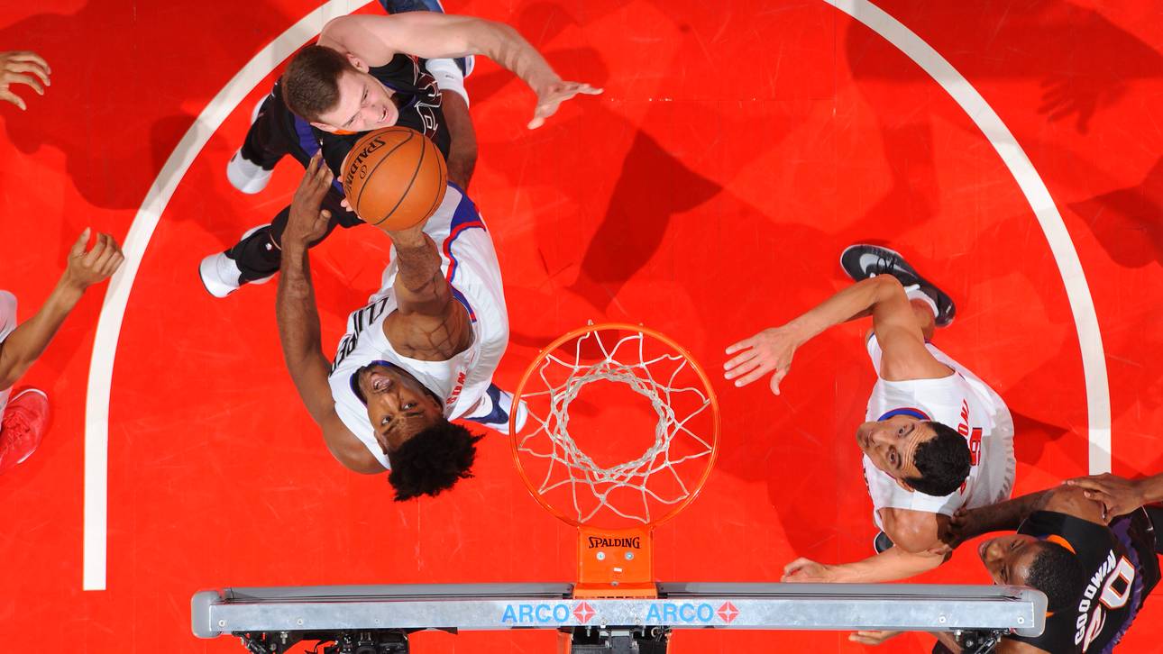 Schwarzenegger sieht Clippers-Gala