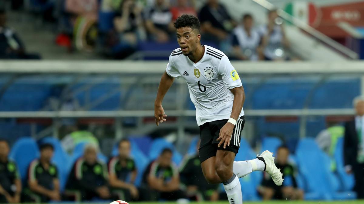 BENJAMIN HENRICHS: Das Küken im deutschen Kader mit gerade 20 musste lange auf seine Chance warten, legte dann aber sowohl gegen Kamerun als auch Mexiko ein Tor auf. In der Defensivarbeit zahlte er hin und wieder Lehrgeld. Hat rechts vorne wohl zu starke Konkurrenz. Als Kimmichs Ersatz kommt er aber nach wie vor in Frage