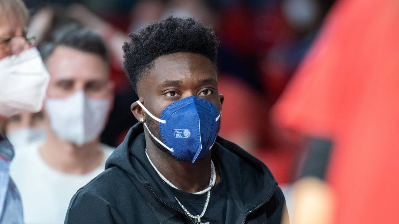 FCB: Alphonso Davies im Kurzurlaub in der Türkei