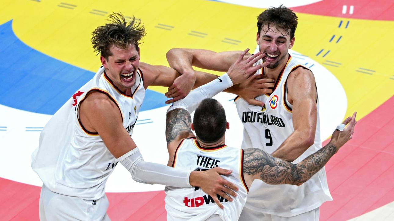 Diesmal getrennt: Moritz (l.) und Franz Wagner (r.). auf dem Feld