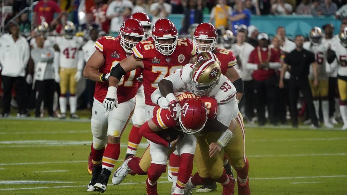 2020, KANSAS CITY CHIEFS (31:20 gegen die San Francisco 49ers): Zweiter Titel für die Chiefs, 50 Jahre nach ihrem ersten Triumph. In Miami legt das Team um Quarterback und MVP Patrick Mahomes nach 10:20-Rückstand eine famose Aufholjagd hin. 21:0 endet das vierte Viertel