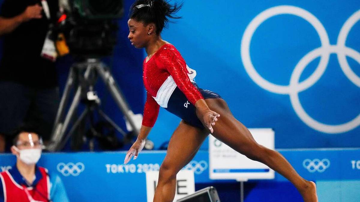 Drama um Turn-Star Simone Biles: Das olympische Mannschaftsfinale bracht die Jahrhundert-Turnerin "aus medizinischen Gründen" ab
