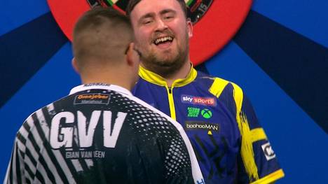 Luke Littler wird in seinem ersten Spiel des World Grand Prix von Gian van Veen gefordert. Der Niederländer zieht aber gegen den aktuellen Weltmeister trotz Rekord-Average den Kürzeren.