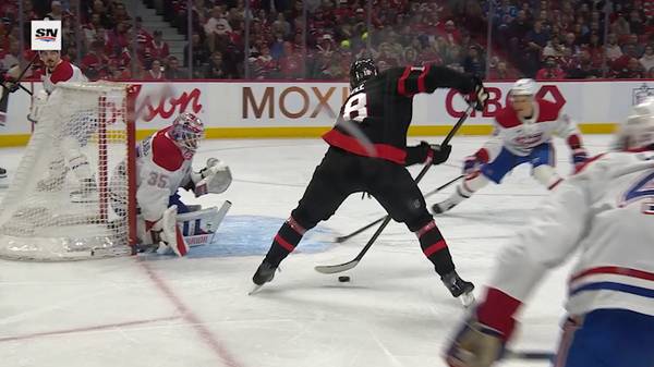 Sensationstor! Deutscher NHL-Star düpiert Torwart