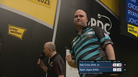 Rob Cross gewinnt souverän mit 6:1 gegen Ryan Joyce. Zwischendurch verweigert er den Big Fish, wofür er Häme ertragen muss.