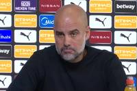 City-Trainer Pep Guardiola verweigert die Antwort auf die Frage, ob es Gespräche zwischen ihm und der FA über den Posten des England-Trainers gegeben hat. Er führt nur Gespräche mit seinem Verein, so Pep.