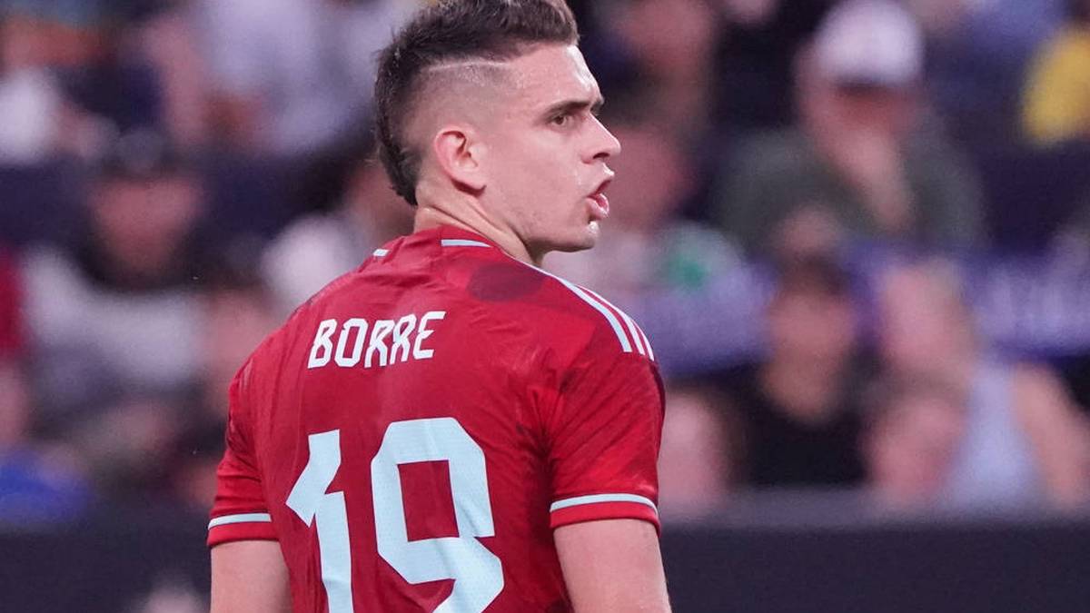 Rafael Borré ist schon seit längerem mit seiner geringen Spielzeit bei Eintracht Frankfurt unzufrieden