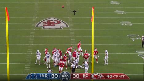 Das enge Duell zwischen den Kansas City Chief und den Indianapolis Colts findet erst in der Overtime einen Sieger. Dort ist es Kicker Harrison Butker, der die Partie mit Ablauf der Uhr entscheidet.