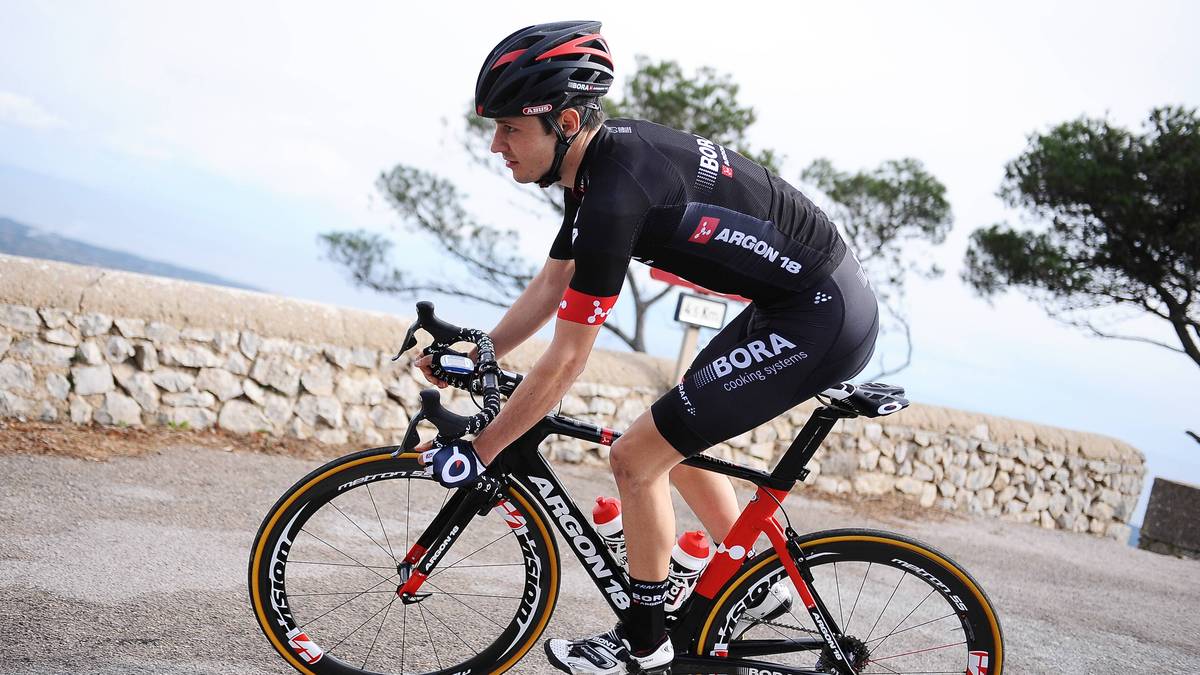 EMANUEL BUCHMANN (Deutschland, Bora-Argon 18): Oder wird es doch jemand, den keiner auf dem Schirm hat? Emanuel Buchmann bestreitet seine erste Profisaison. Während der bergigen Dauphine-Rundfahrt macht er erstmals auf sich aufmerksam. Bei einer erfolgreichen Flucht mit dem richtigen Timing auf der richtigen Etappe ist eine Überraschung möglich