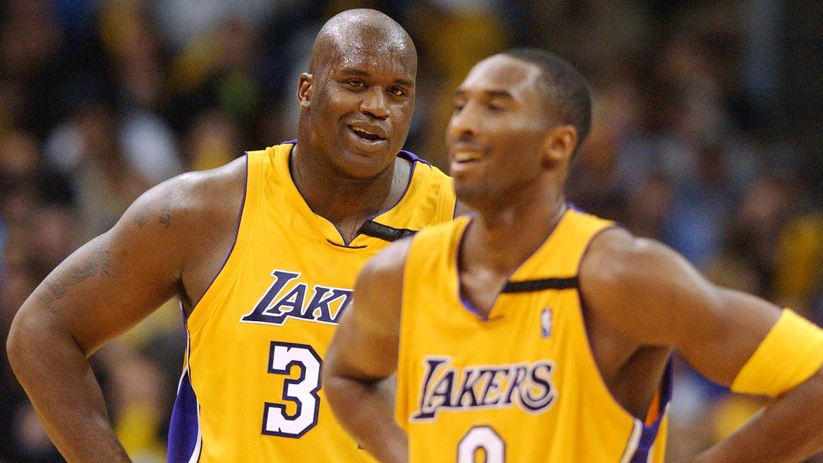 Das Tauschgeschäft beendet die legendäre Ära von O'Neal und Kobe Bryant, die seit 1996 für L.A. spielen und in dieser Zeit drei Meisterschaften gewinnen. Doch permanente Streitigkeiten sind ebenfalls ein Teil der Zeit und ein Mitgrund für den Shaq-Trade