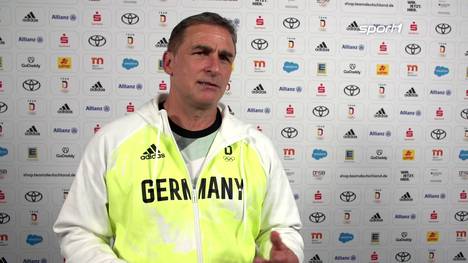 Stefan Kuntz ist mit der Olympia-Mannschaft schon in der Vorrunde ausgeschieden. Zurück in Deutschland kritisiert er die Bundesliga-Klubs und erklärt das vorzeitige Aus.