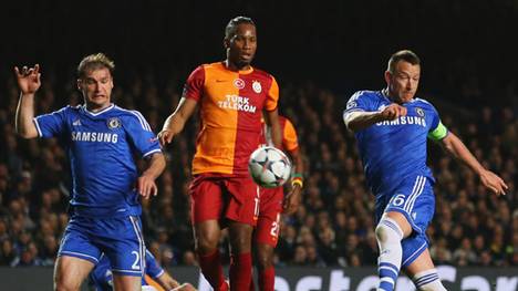 Didier Drogba (M.) spielte schon von 2004 bis 2012 für den FC Chelsea