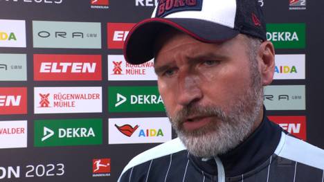 Tim Walter ist auch in seinem zweiten Jahr beim Hamburger SV in der Relegation gescheitert. Dennoch sieht er Entwicklungsschritte, die er weiter vorantreiben will.