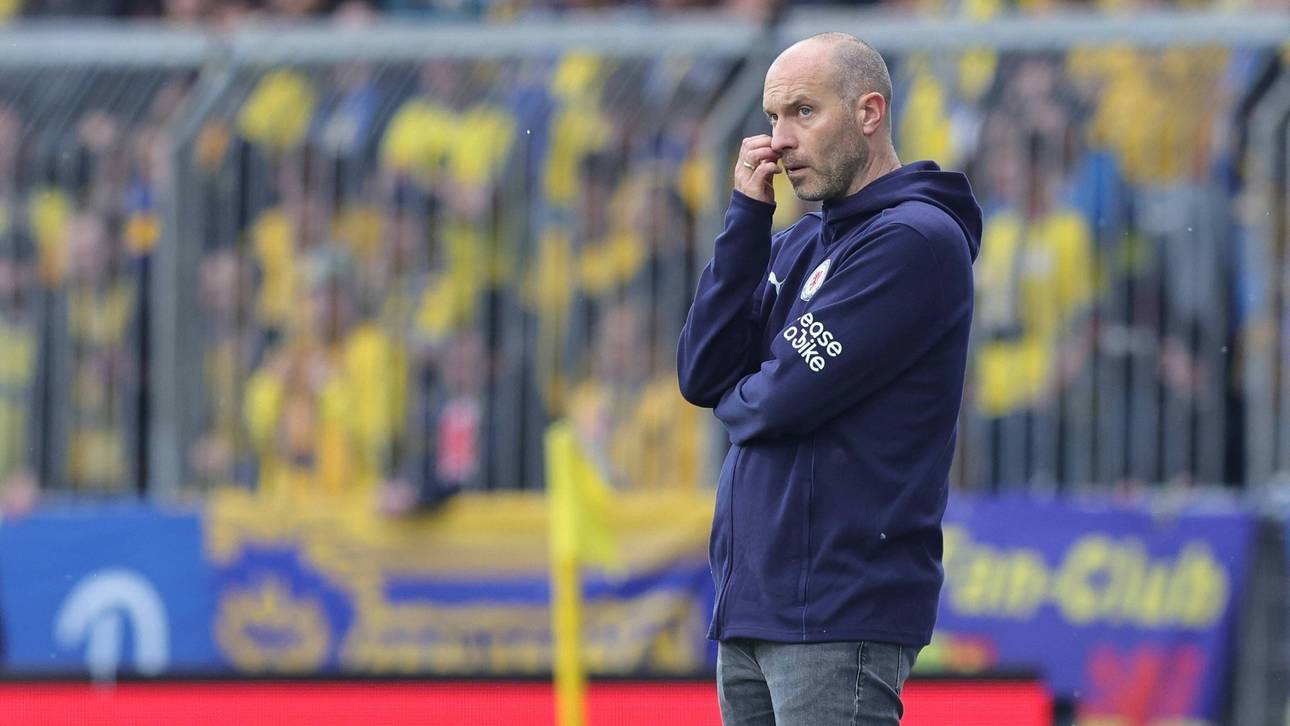 Vor Relegation: Braunschweig stellt Trainer Scherning frei