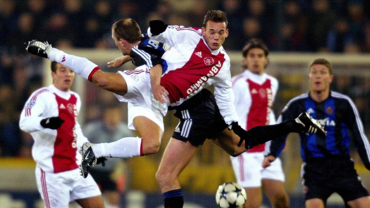 WESLEY SNEIJDER: Führt die silberne Generation der Ajax-Talente an - also all jene, die nach Kluivert, Seedorf und Co. kamen. Der offensive Mittelfeldspieler schafft nach elf Jahren in der Jugend den Sprung zu den Profis, wird ab 2002 einmal Meister und zweimal Pokalsieger