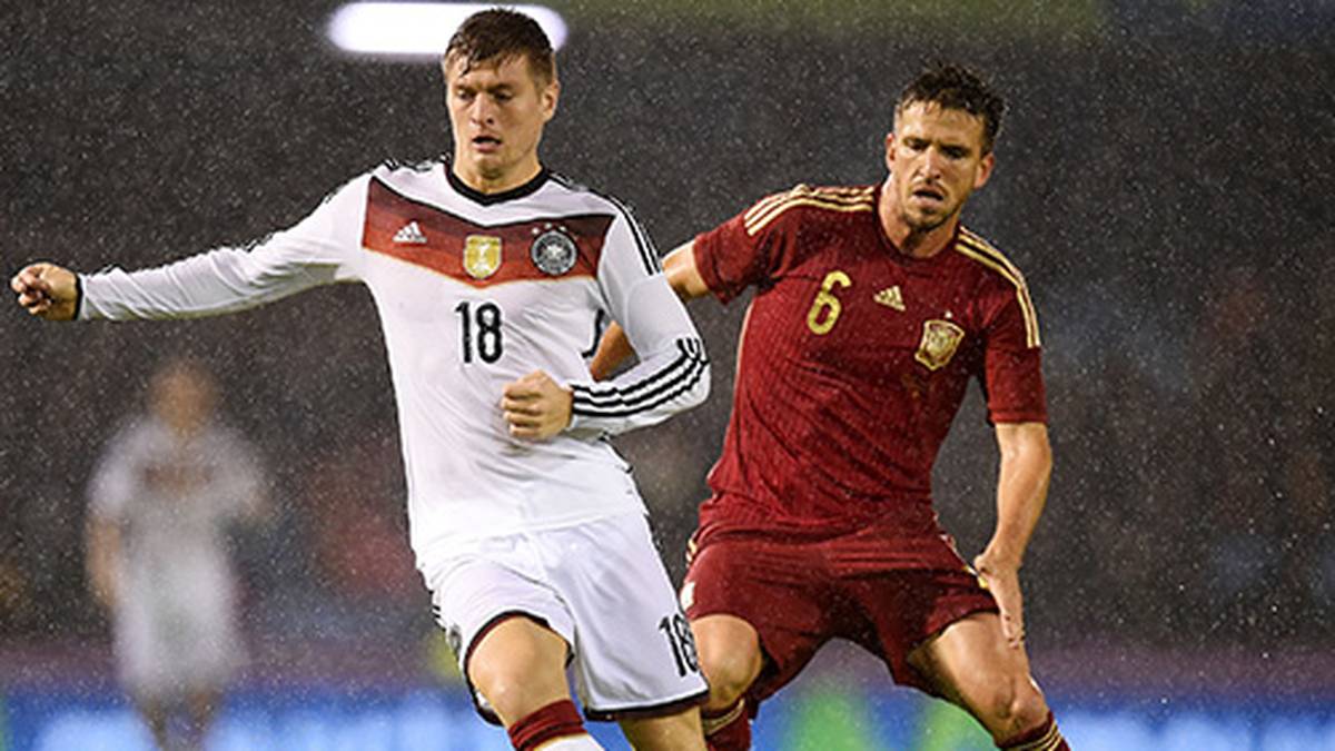 TONI KROOS: Der Mittelfeldspieler von Real Madrid war erneut Dreh- und Angelpunkt des deutschen Spiels. Der Schütze des späten Siegtreffers zeigte sich gewohnt ballsicher, erhielt nach der Partie ein Sonderlob von Bundestrainer Löw. SPORT1-Note: 3