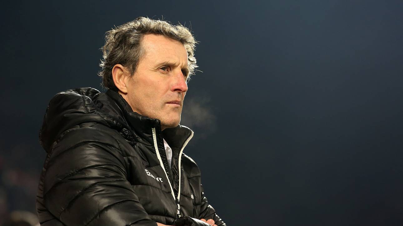 Fürth hält an Trainer Radoki fest