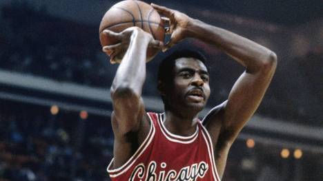 Bob Love im Jersey der Chicago Bulls