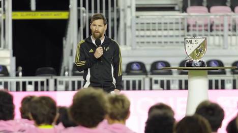 Lionel Messi wurde als MVP der MLS ausgezeichnet, hätte diesen Erfolg aber lieber mit einer Finalteilnahme gekrönt. Er betont, dass Einsatz und Opfer belohnt werden und träumt vom Titel im nächsten Jahr.