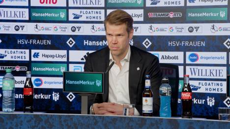 HSV-Vorstand Eric Huwer spricht über mögliche Anpassungen, um die Reichweite des Frauenfußballs in Deutschland zu verbessern.