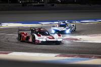 Enges Finish beim WEC-Saisonfinale in Bahrain! Das Porsche-Trio Lotterer/Estre/Vanthoor wollte den WM-Titel klarmachen. Doch Toyota bäumte sich gegen die deutsche Traditionsmarke auf.