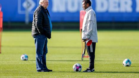 Der Hamburger SV trennt sich in der entscheidenden Saisonphase von seinem Trainer. Daniel Thioune wird der Aufstieg nicht mehr zugetraut.