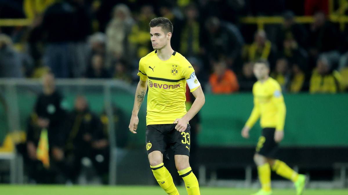 Da Thomas Delaney ebenfalls daheim geblieben ist, dürfte der einstige Liebling von Thomas Tuchel einen Startelfeinsatz gegen die Männer aus dem Fürstentum bekommen. Für Weigl die Chance, sich wieder näher an die erste Elf heran zu spielen. Oder für einen anderen Verein zu empfehlen?