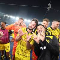 Müde und glücklich: BVB-Helden in Dortmund empfangen