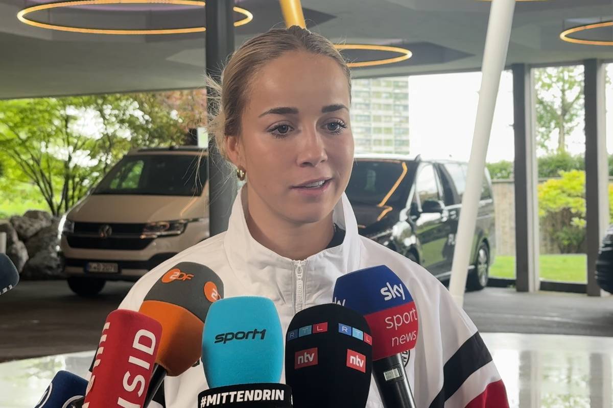 DFB-Kapitänin Giulia Gwinn gibt ein Update zu ihrer Verletzung und erklärt, wie die Reha in den nächsten Wochen verlaufen wird.