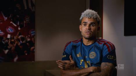Michael Olise ist neben dem Platz ein sehr ruhiger Mensch, auf dem Platz überzeugt er jedoch Woche für Woche mit seinen Leistungen. Teamkollege Luis Diaz hat auch deshalb nur Lob für den französischen Nationalspieler.