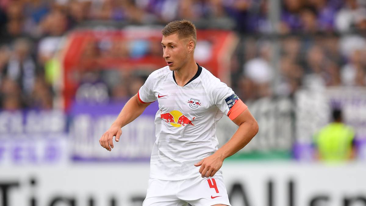 UNGARN (4): Willi Orban besitzt sowohl die ungarische als auch die deutsche Staatsbürgerschaft. Vor einigen Jahren entschied sich der Kapitän von RB Leipzig dazu, für die Magyaren aufzulaufen. Mit Teamkollege Peter Gulacsi, Roland Sallai (SC Freiburg) und Adam Szalai (TSG 1899 Hoffenheim) spielen drei weitere Profis aus Ungarn in der Bundesliga