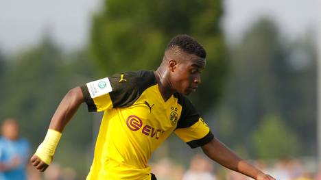 Youssoufa Moukoko trifft in der A-Junioren-Bundesliga, wie er will