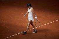 Ärger um Emma Raducanu: Die britische Tennisspielerin fühlte sich beim Rasenturnier in Nottingham schwer benachteiligt - und fand nach dem Match harte Worte.  