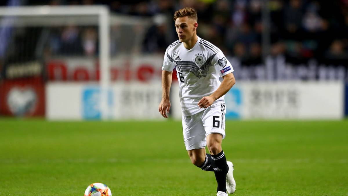 MITTELFELD/ANGRIFF - JOSHUA KIMMICH (FC Bayern - 46/3)