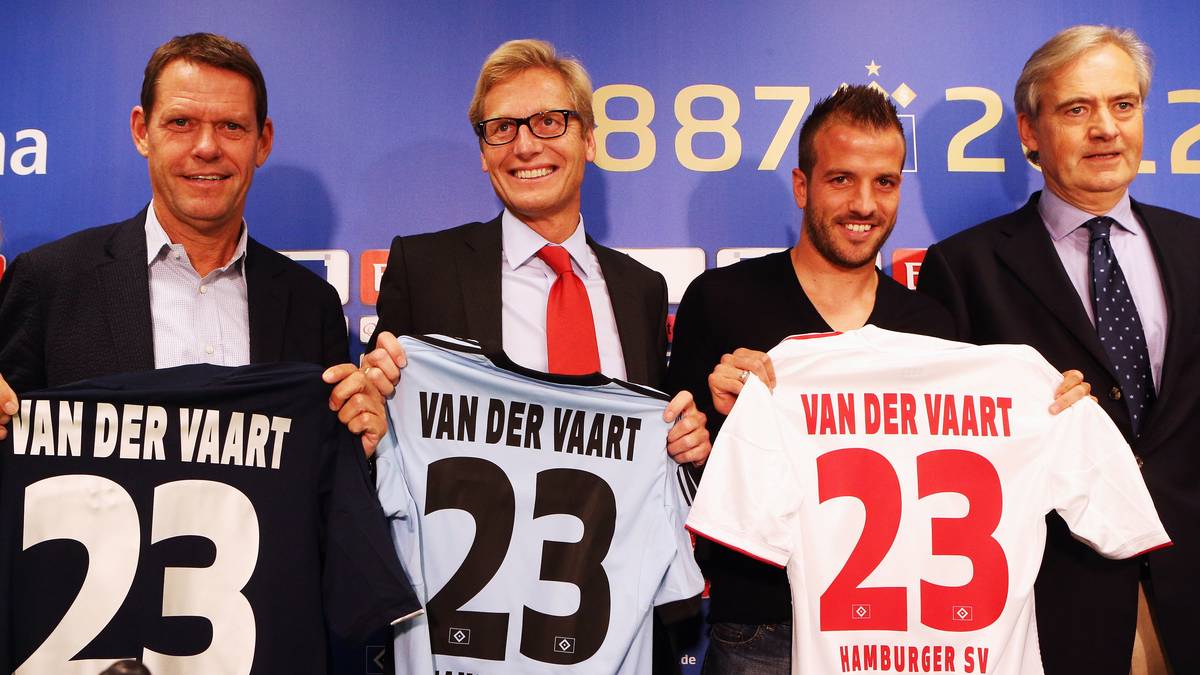 2012 hieß der Königstransfer Rafael van der Vaart. Der HSV holte den "verlorenen Sohn" für 13 Millionen Euro aus Tottenham zurück, Kühne gab ein Darlehen von 8,5 Millionen Euro und bekam 33 Prozent der Transferrechte